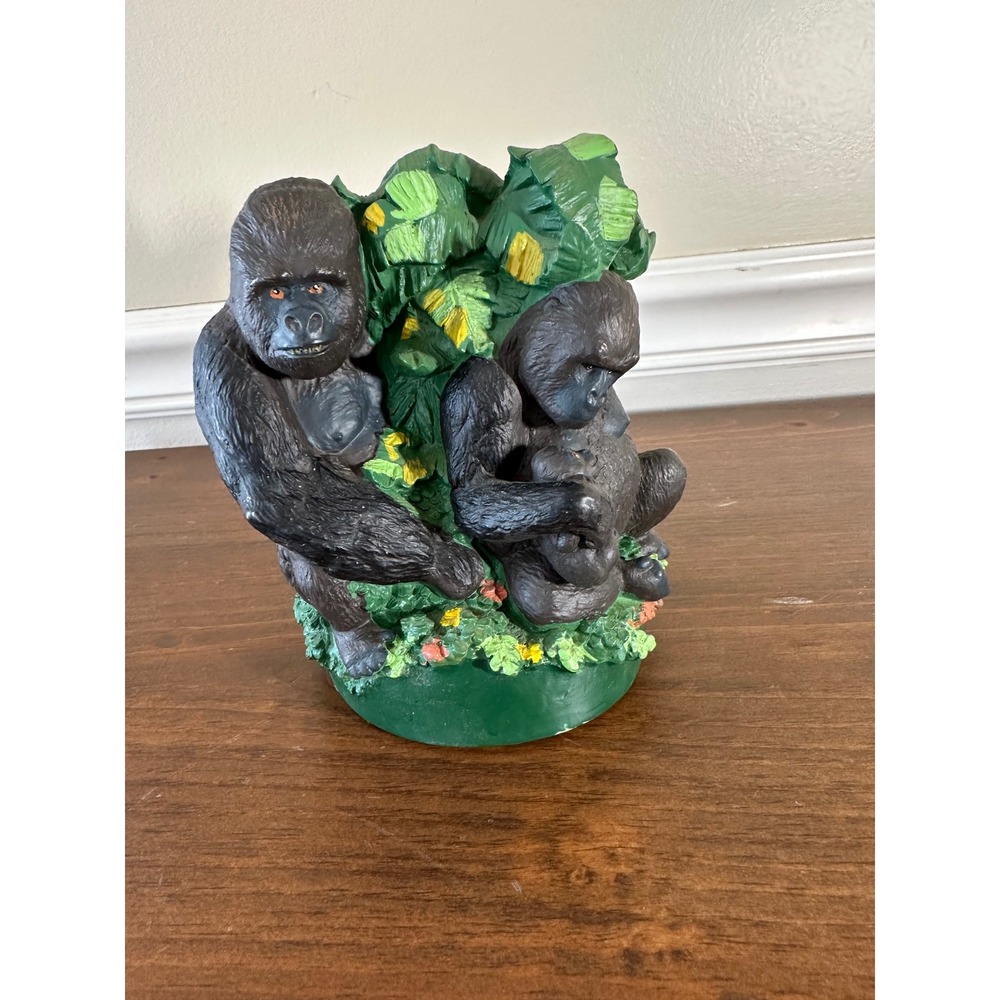 Vintage Animal Kingdom topper Drinkworks Collectors Series Gorilla Family